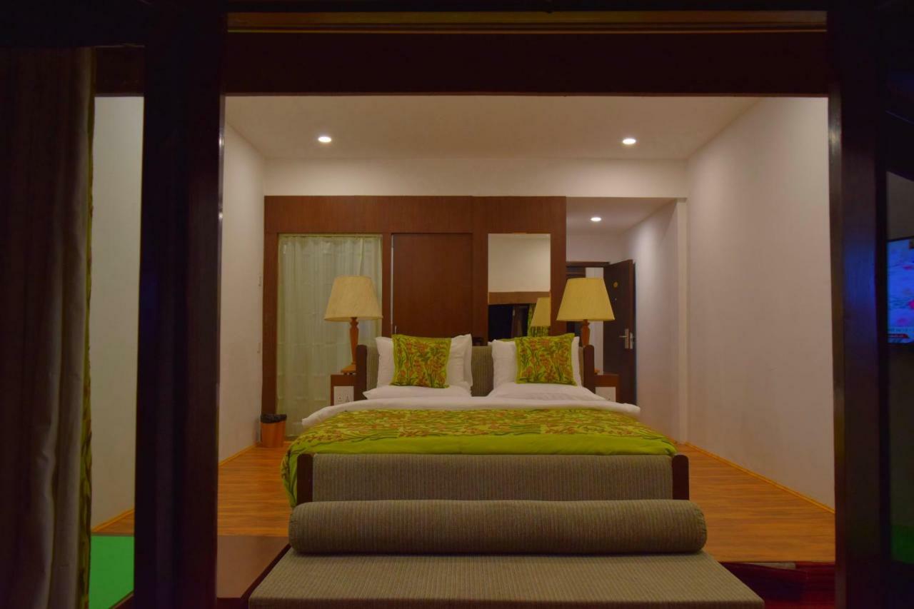 The Sultan Resort Kulan Exterior foto